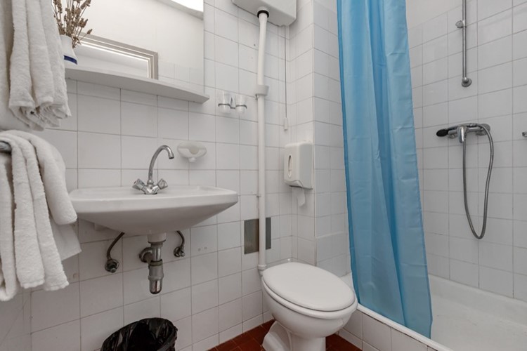 Bathroom_hotel Alem_800