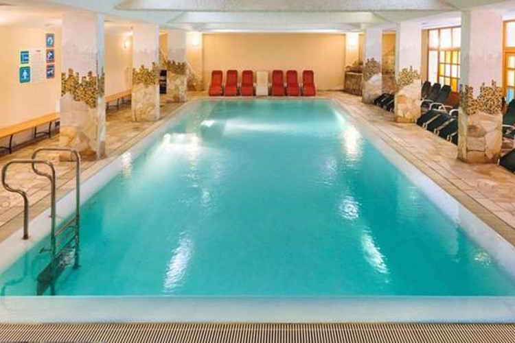 bazén v hotelu Rogla